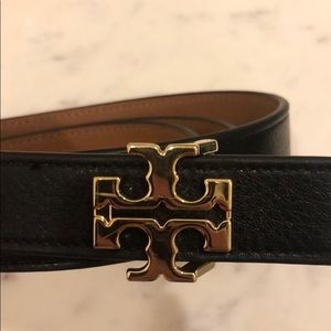 Skinny Reversible Tory Burch Belt